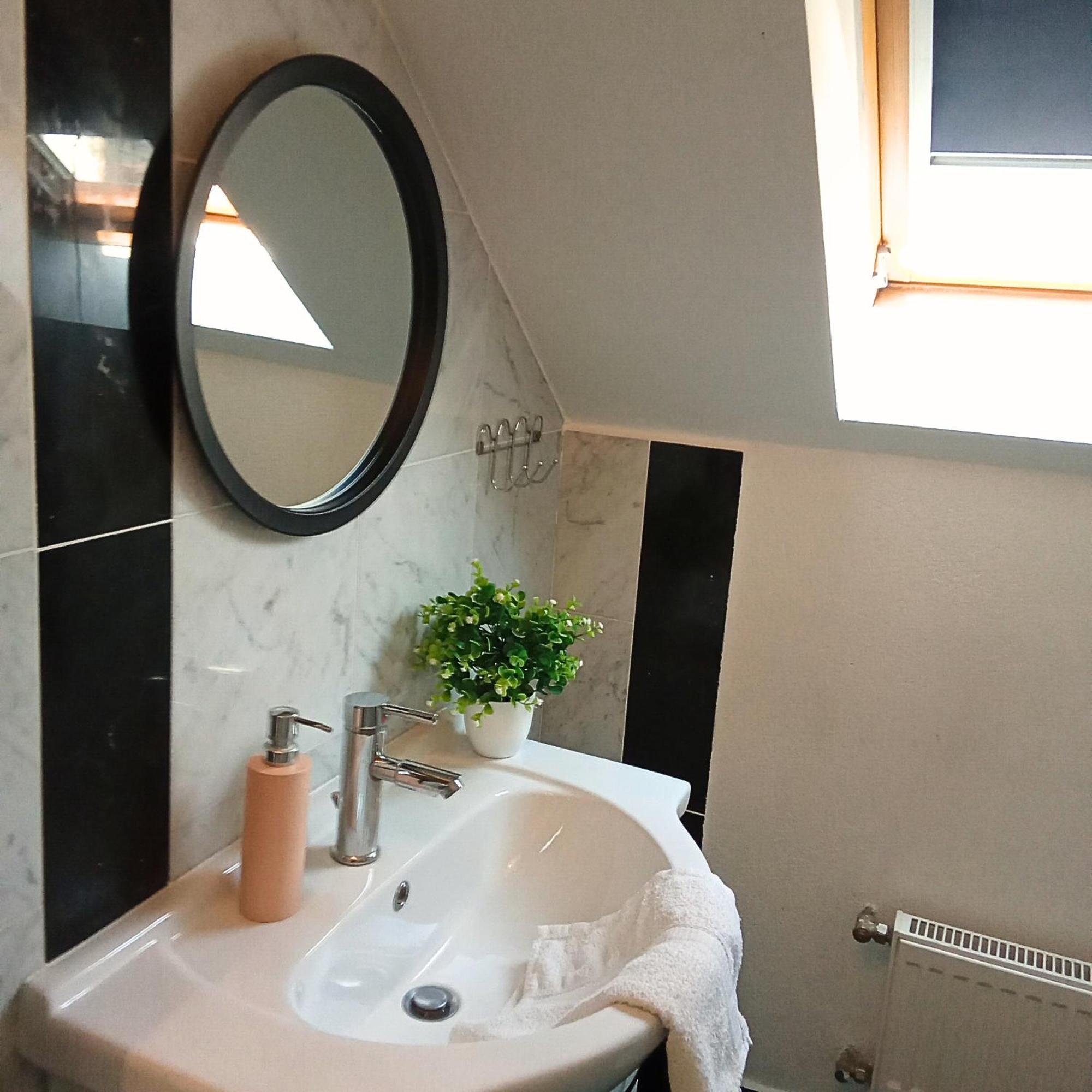 Orient Apartmanhaz Eger Esterno foto